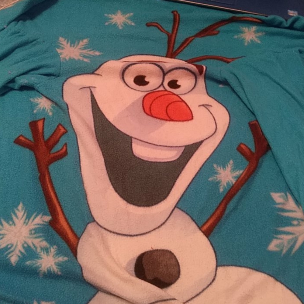 Olaf snuggle